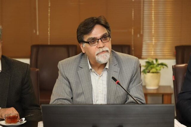 نگرانی از تغییر رفتار مردم در رعایت اصول بهداشتی و عادی شدن تاج