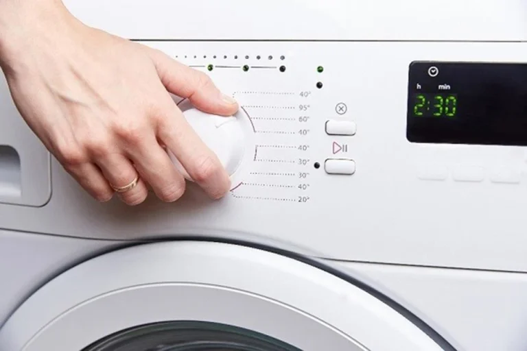 5 علت ارور ماشین لباسشویی دوو