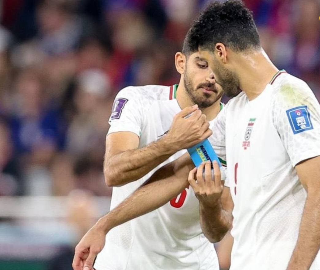 دعوا بر سر بازوبند! - خبرآنلاین