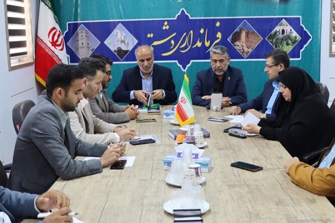 عقب ماندگی‌های حوزه سلامت و آموزش در دشتی جبران شود