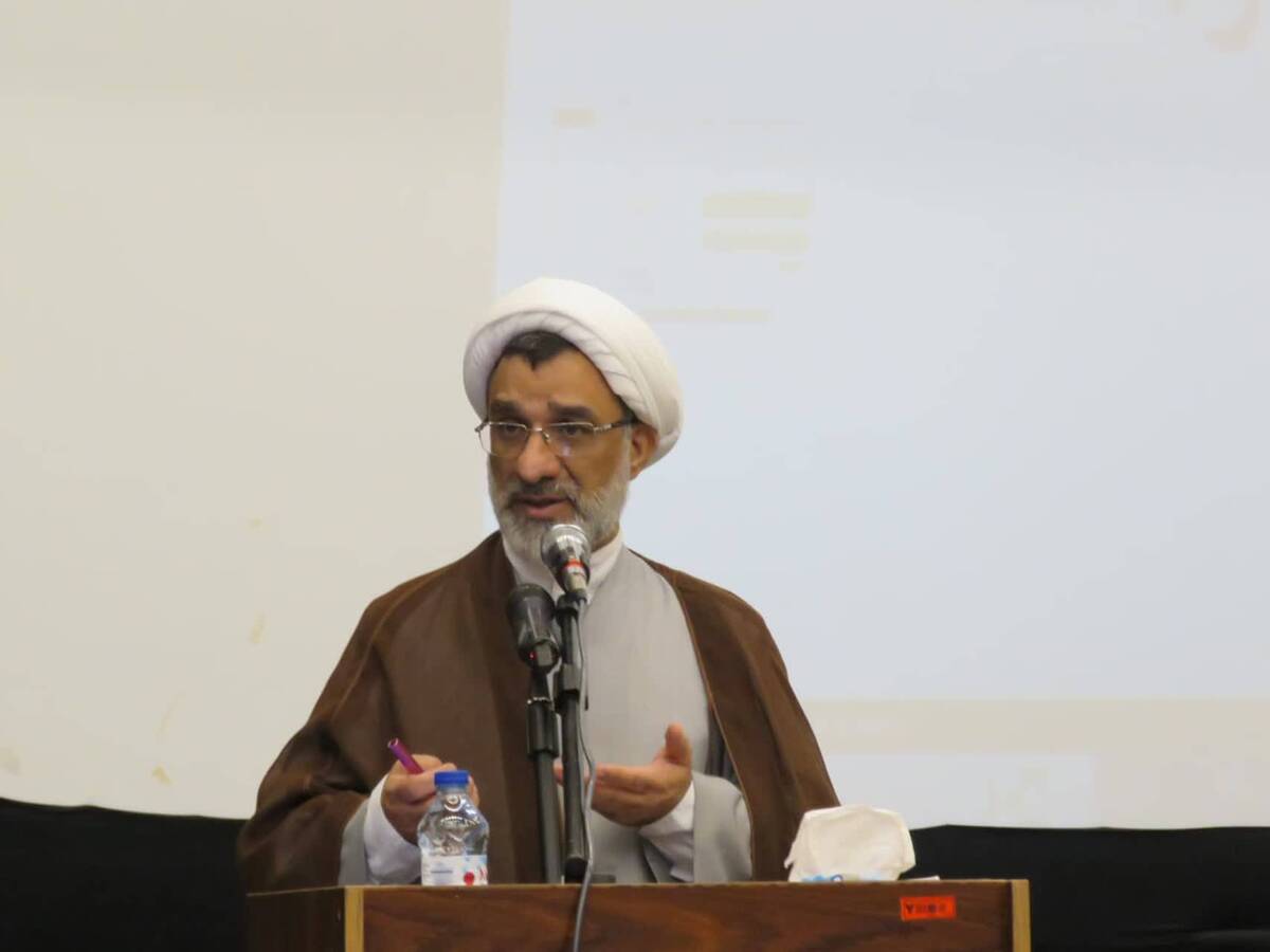 حکمرانی نخبگانی، سلسله مراتبی نیست بلکه یک شبکه است  هیئت‌های اندیشه‌ورز با حضور حداکثری نخبگان در استان‌ها تشکیل شود