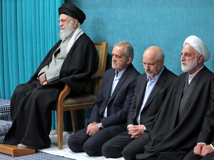 «پاسخ رهبر انقلاب به دولت‌های قلدر»،«جنایات تروریست‌های شیک‌پوش» و «انتشار یک اطلاعیه خودرویی»