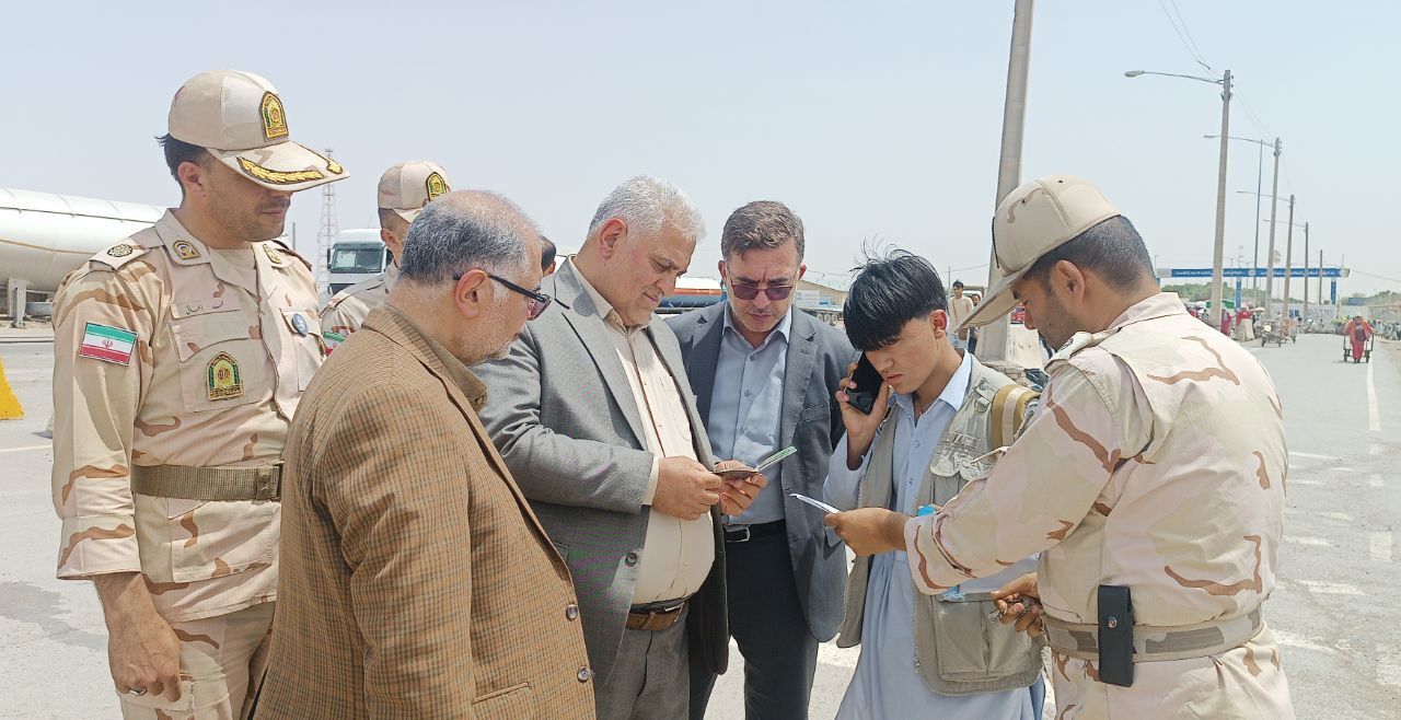 بازگشت روزانه ۱۸۰۰ تبعه غیرمجاز افغانستانی از دوغارون به کشورشان