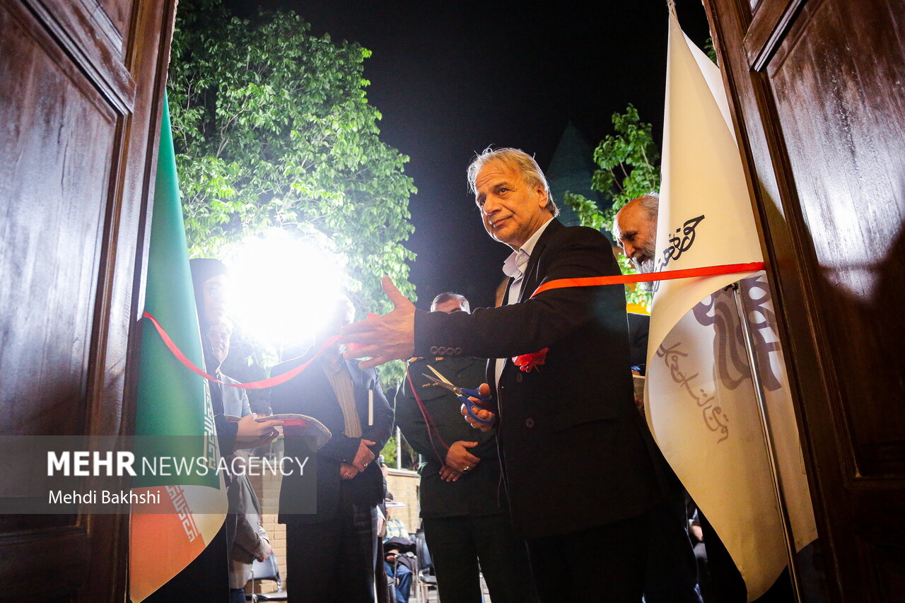 «باغ هنر قم» در مجموعه تاریخی گنبد سبز افتتاح شد - خبرگزاری مهر | اخبار ایران و جهان