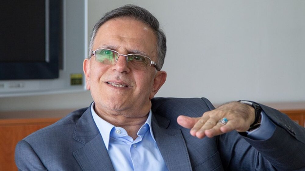 پیش‌بینی مهم سیف از قیمت ارز و تورم/ آیا شرایط اقتصاد ایران تعجب‌آور است؟