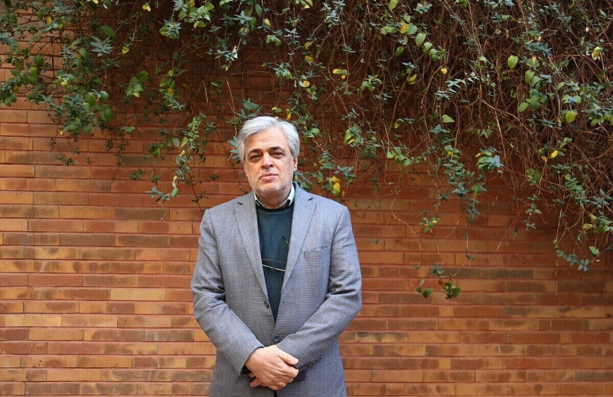 منبع آگاه در وزارت خارجه، یعنی کی؟