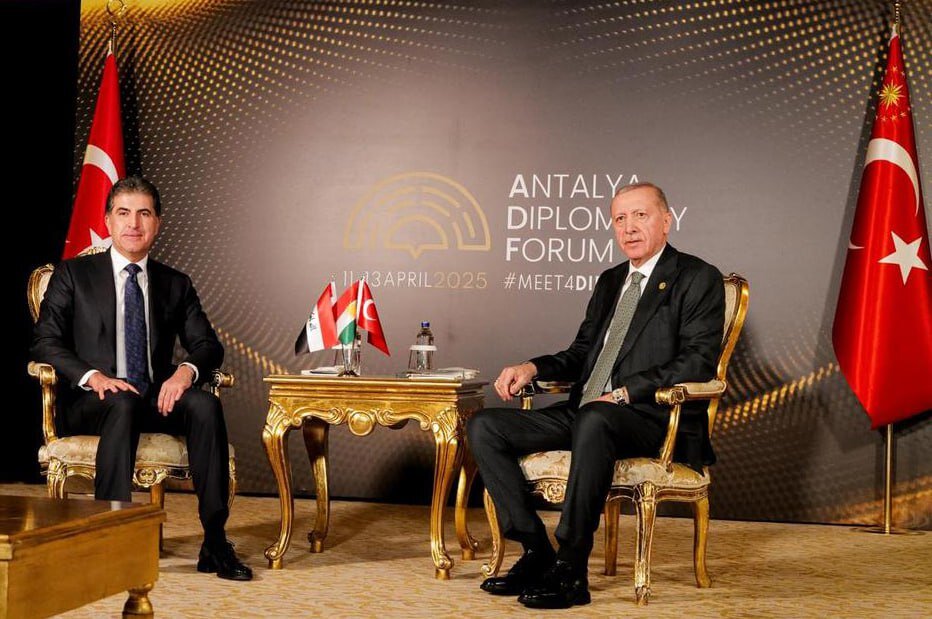 بارزانی در دیدار اردوغان: پ‌ک‌ک از پیام اوجالان استقبال کند و به آن پایبند باشد