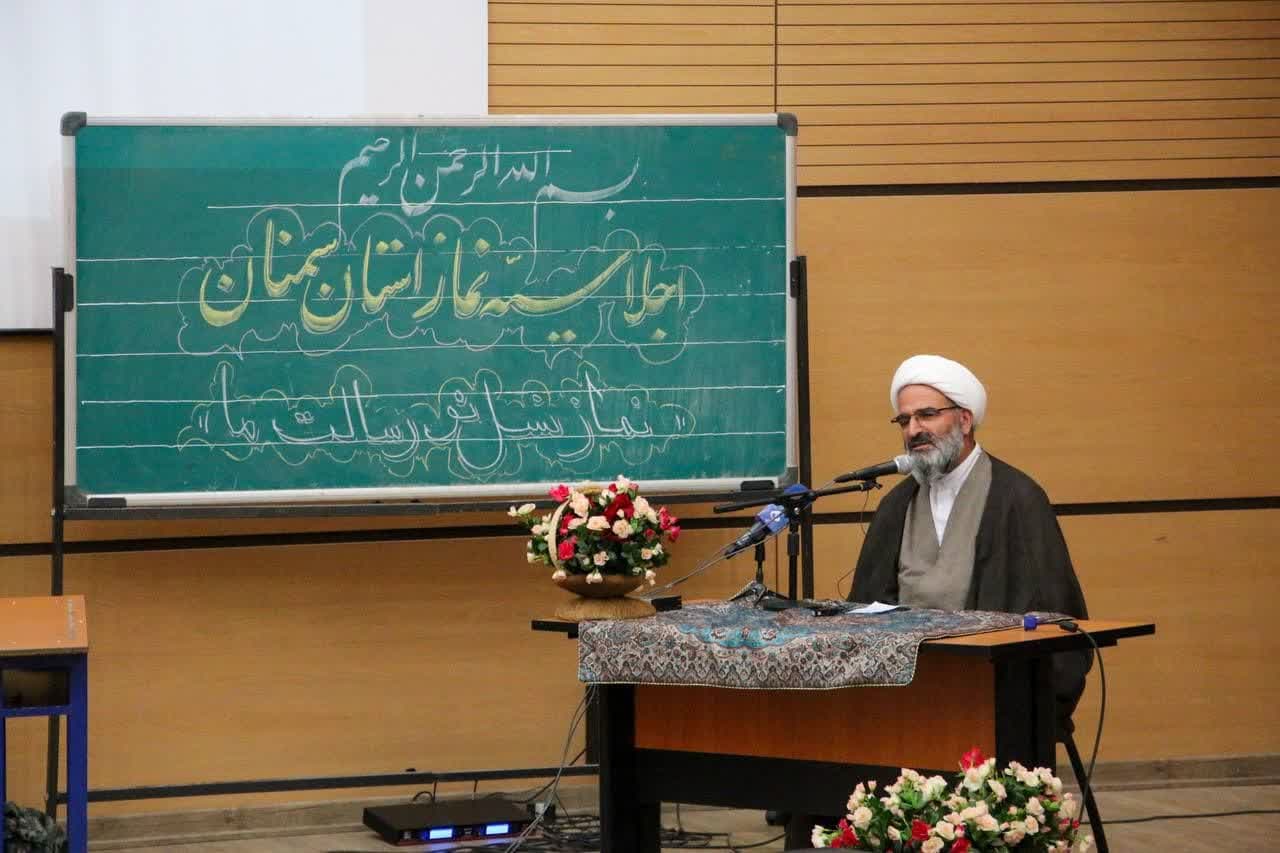 ترویج فرهنگ نماز با نگاه لذت‌بخش و نشاط‌آور در مدارس/ نمازخانه‌های جذاب، کلید اشتیاق دانش‌آموزان