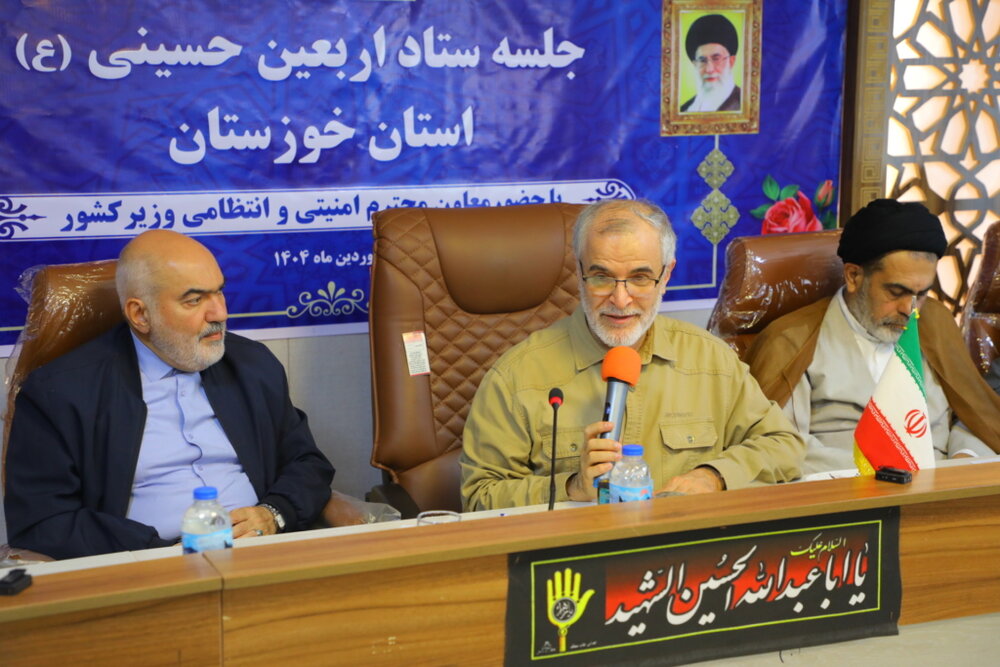 لزوم توزیع زائران اربعین برای تسهیل خدمات‌رسانی و افزایش امنیت