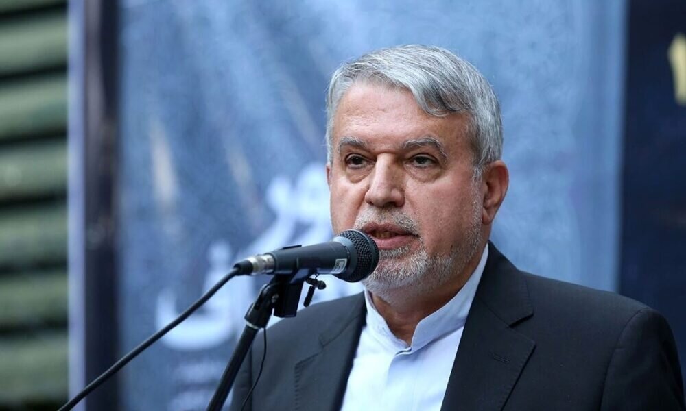 زبان سعدی ابزار دیپلماسی فرهنگی است / ایرانیان همواره صلح‌طلب بوده‌اند