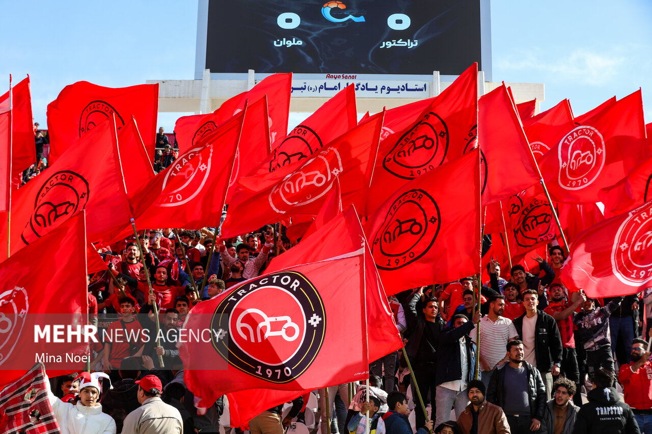 استقبال باورنکردنی بانوان از بازی تراکتور و نساجی - خبرگزاری مهر | اخبار ایران و جهان