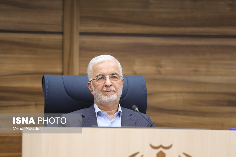 پیام وزیر کشور به مناسبت روز معلم/ توسعه فضای آموزشی را در دستورکار قرار داده‌ایم