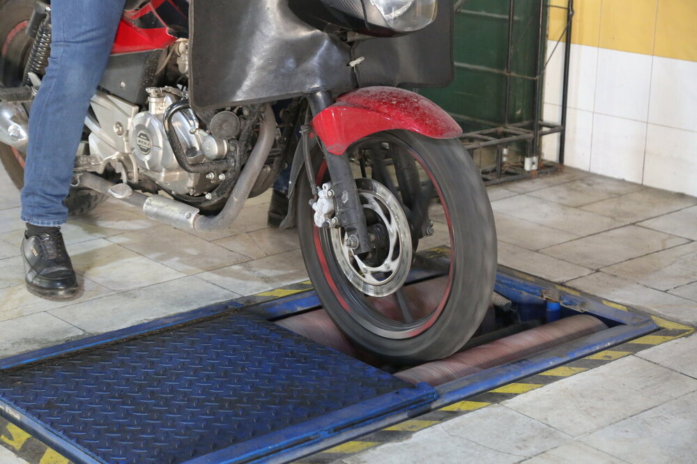 معاینه فنی موتورسیکلت‌ها در کلیه مراکز معاینه فنی شهرداری تهران امکان‌پذیر شد