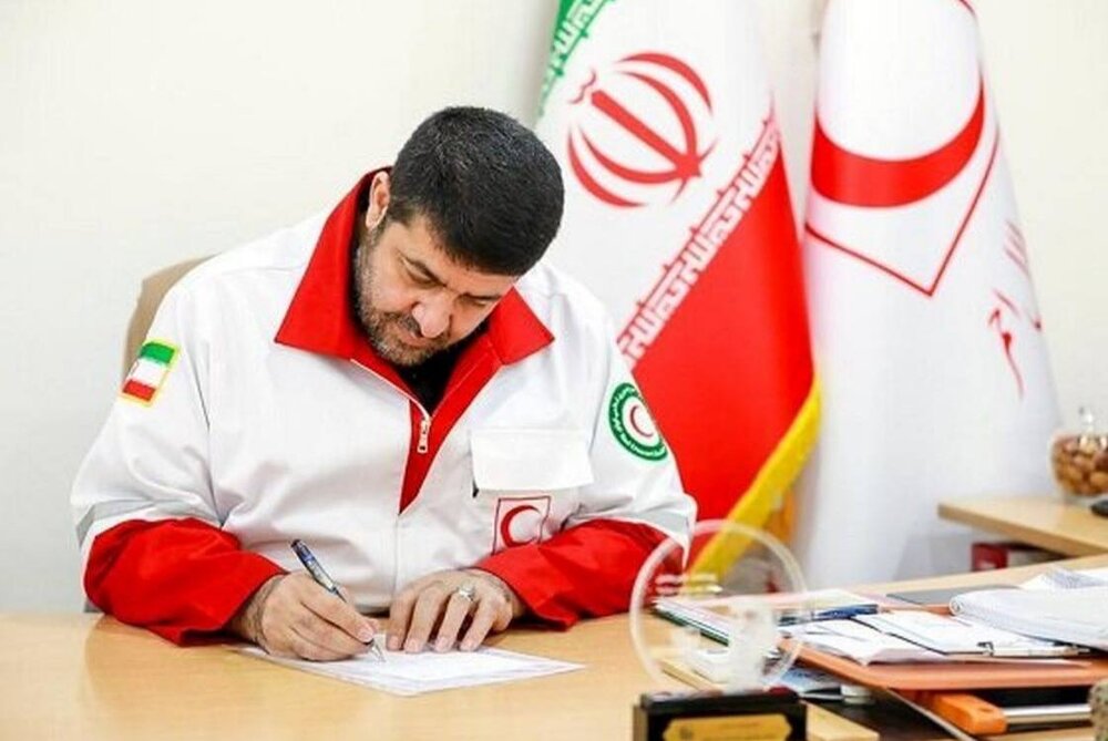 کولیوند: اعضای هلال‌احمر چراغ مهربانی و نوع‌دوستی را روشن نگاه داشته‌اند
