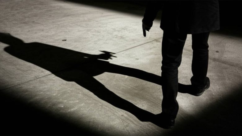 جرم تهدید با اسلحه قلابی - صفر تا صد مجازات و نکات حقوقی